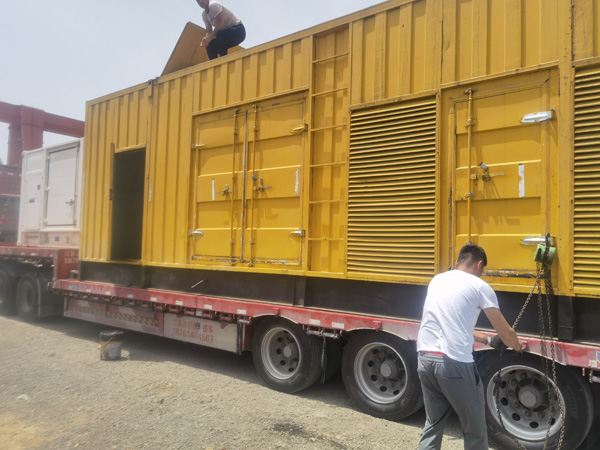 沈阳发电机出租100KW发电机需要什么规格的电缆线？